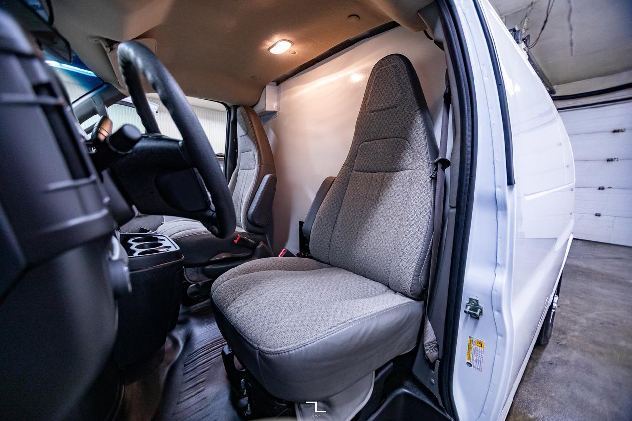 2023 GMC Savana 3500 Cargo Van Reefer BCam Red Deer AB