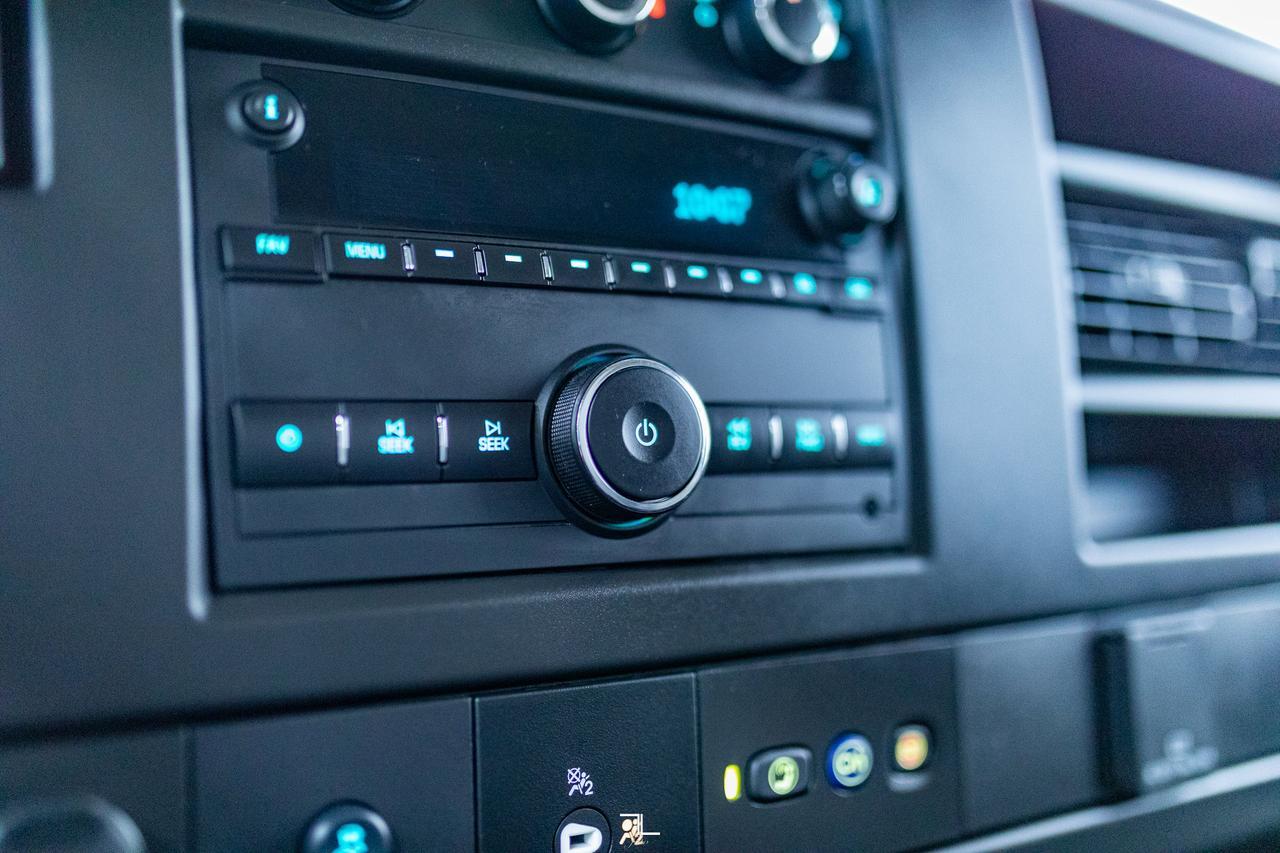 2023 GMC Savana 3500 Cargo Van Reefer BCam Red Deer AB