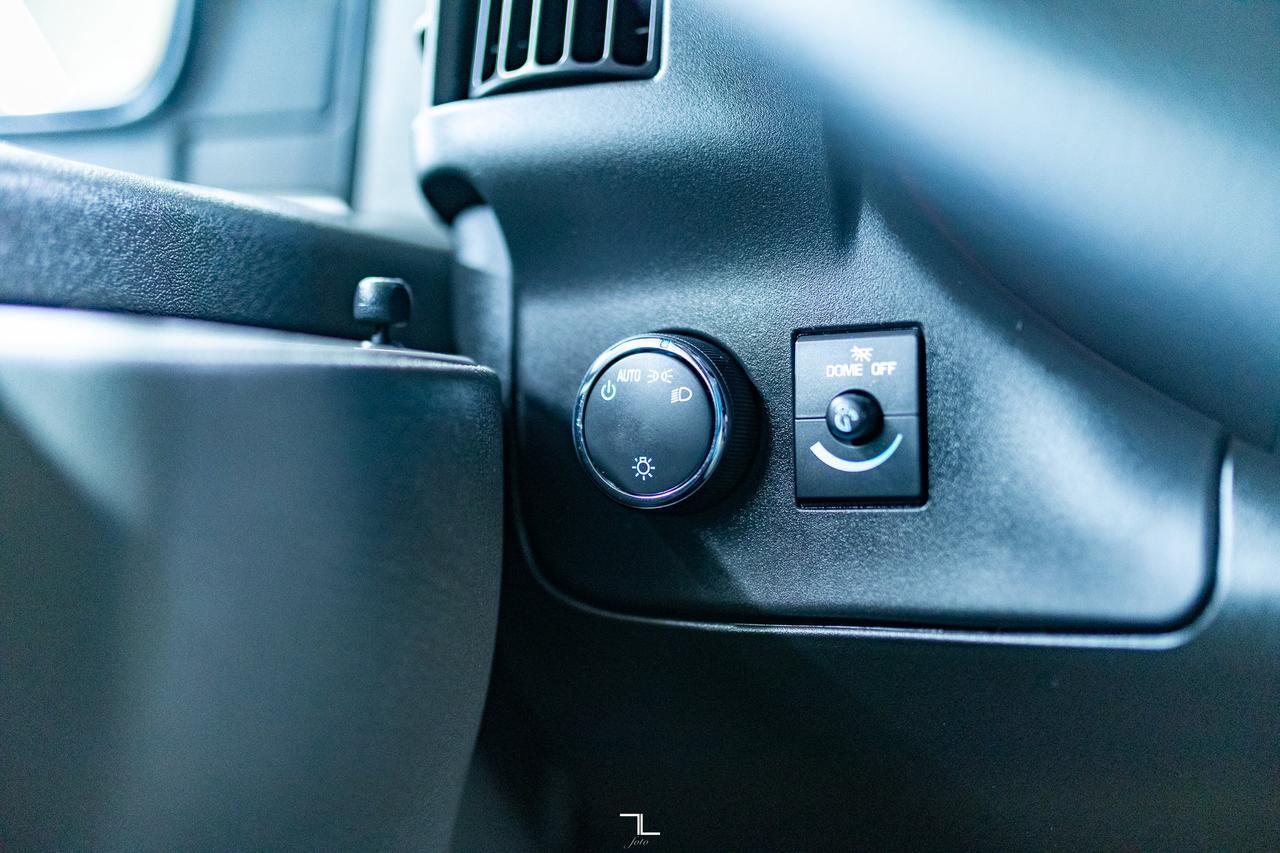 2023 GMC Savana 3500 Cargo Van Reefer BCam Red Deer AB