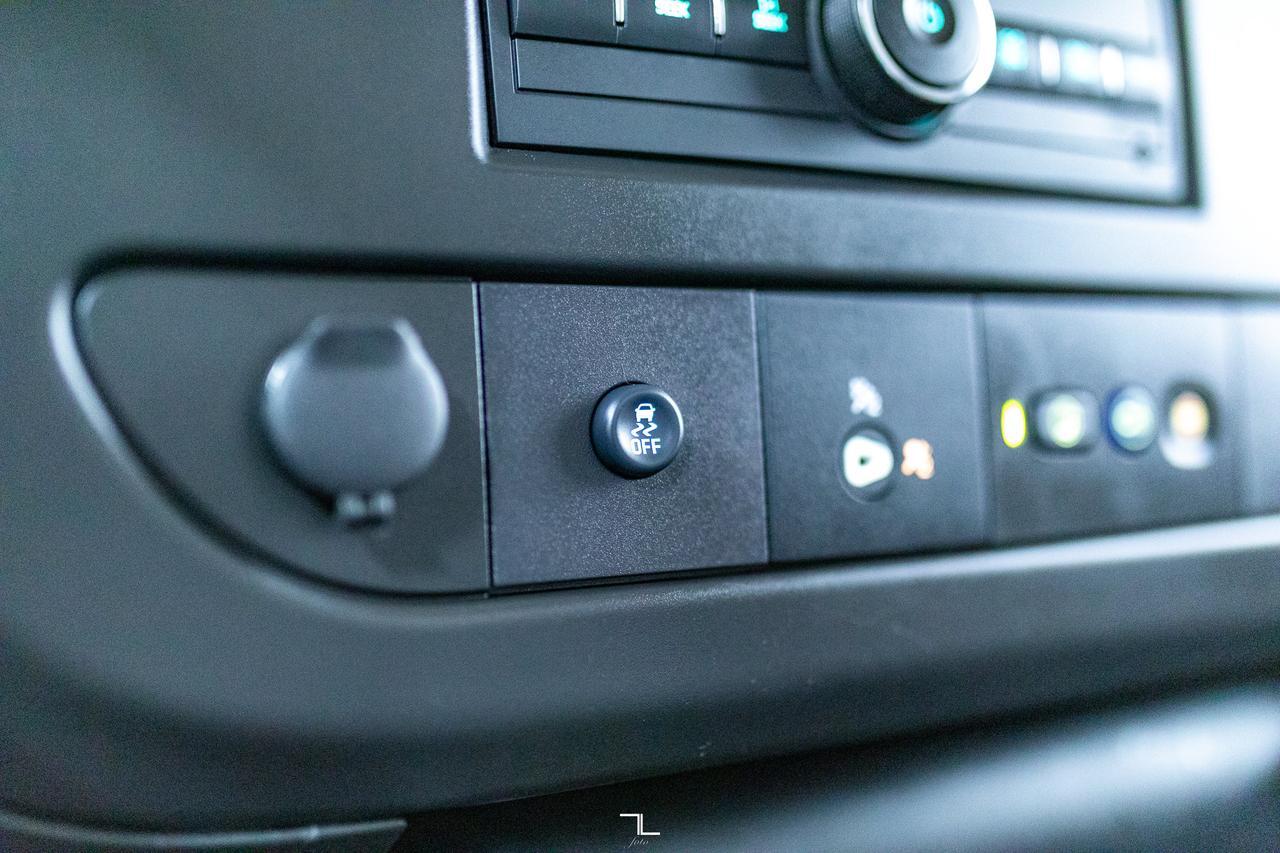 2023 GMC Savana 3500 Cargo Van Reefer BCam Red Deer AB