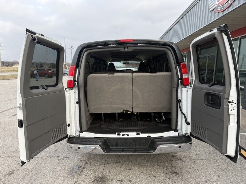2023 GMC Savana 3500 Extended 15 Passenger Van LS Collinsville OK