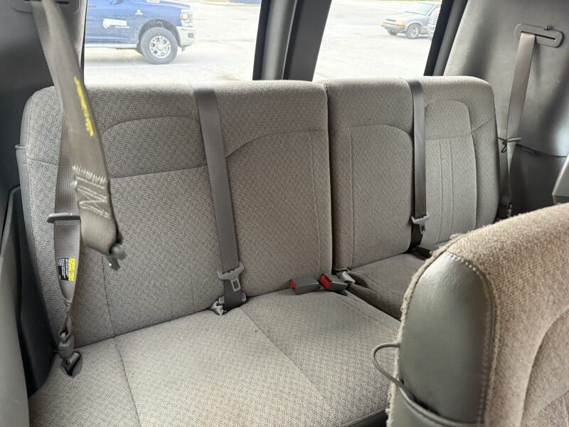 2023 GMC Savana 3500 Extended 15 Passenger Van LS Collinsville OK