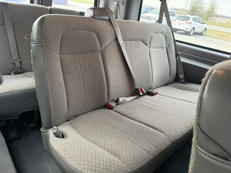 2023 GMC Savana 3500 Extended 15 Passenger Van LS Collinsville OK