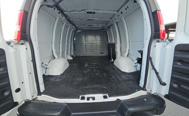 2023 GMC Savana Cargo RWD 2500 Regular Wheelbase Work Van Charlotte NC