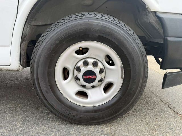 2023 GMC Savana Cargo RWD 2500 Regular Wheelbase Work Van Charlotte NC