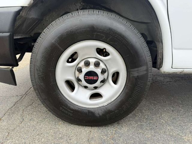 2023 GMC Savana Cargo RWD 2500 Regular Wheelbase Work Van Charlotte NC