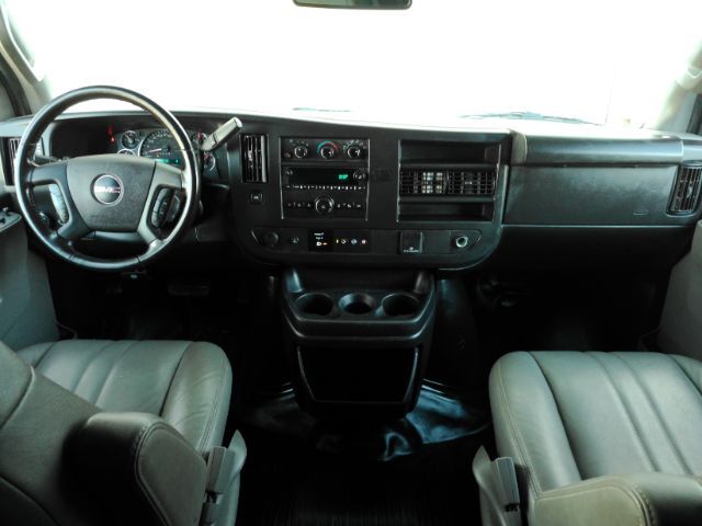 2023 GMC Savana Cargo RWD 2500 Regular Wheelbase Work Van