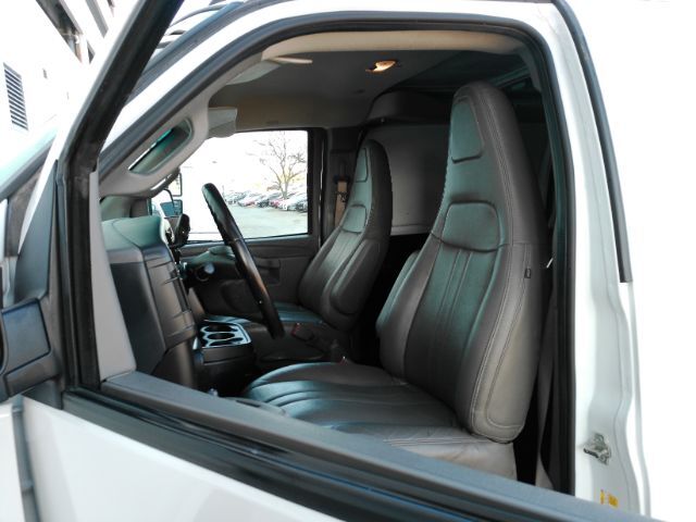 2023 GMC Savana Cargo RWD 2500 Regular Wheelbase Work Van Plano TX