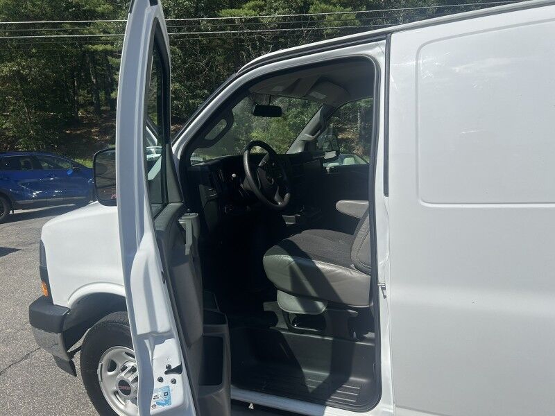 2023 GMC Savana Cargo Van - 1 OWNER - LOW MILES - VERY CLEAN Webster MA