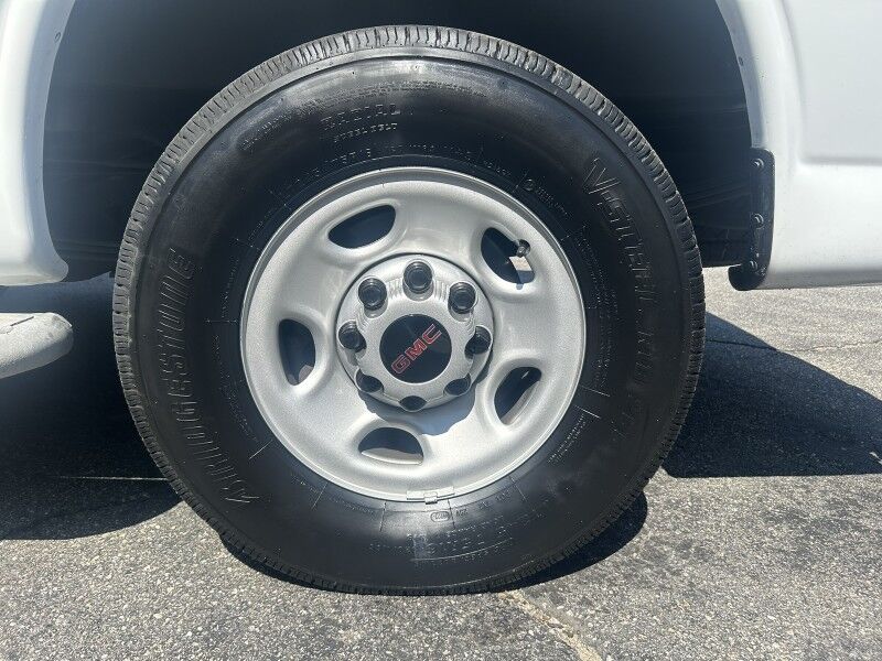 2023 GMC Savana Cargo Van - 1 OWNER - LOW MILES - VERY CLEAN Webster MA