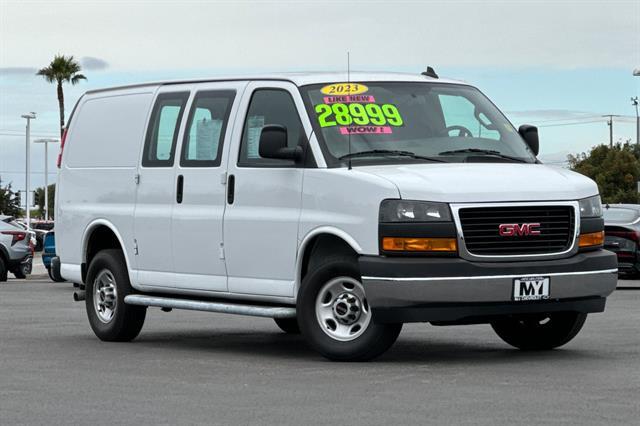 2023 GMC Savana Cargo Van