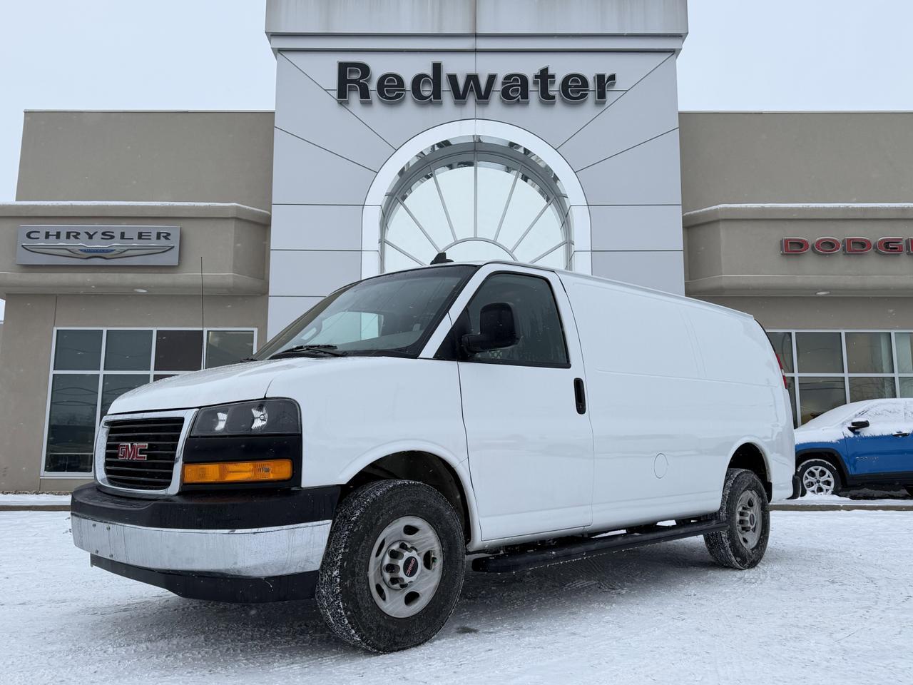 2023 GMC Savana Cargo Van 2500 RWD | Low KMs | Full Size | OnStar | Rear Camera