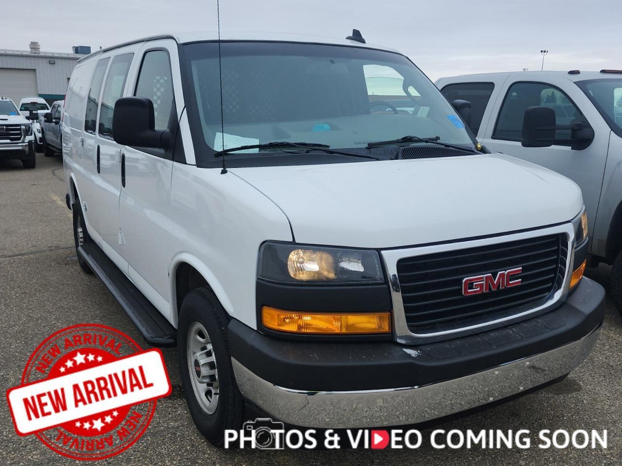 2023 GMC Savana Cargo Van 2500 RWD | Low KMs | Full Size | OnStar | Rear Camera