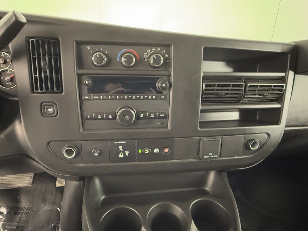 2023 GMC Savana Cargo Van Extended 2500 Maumee OH