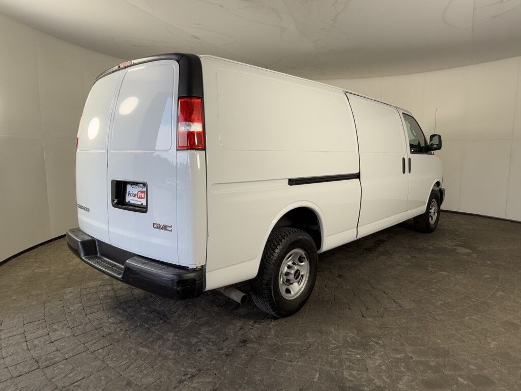 2023 GMC Savana Cargo Van Extended 2500 Maumee OH
