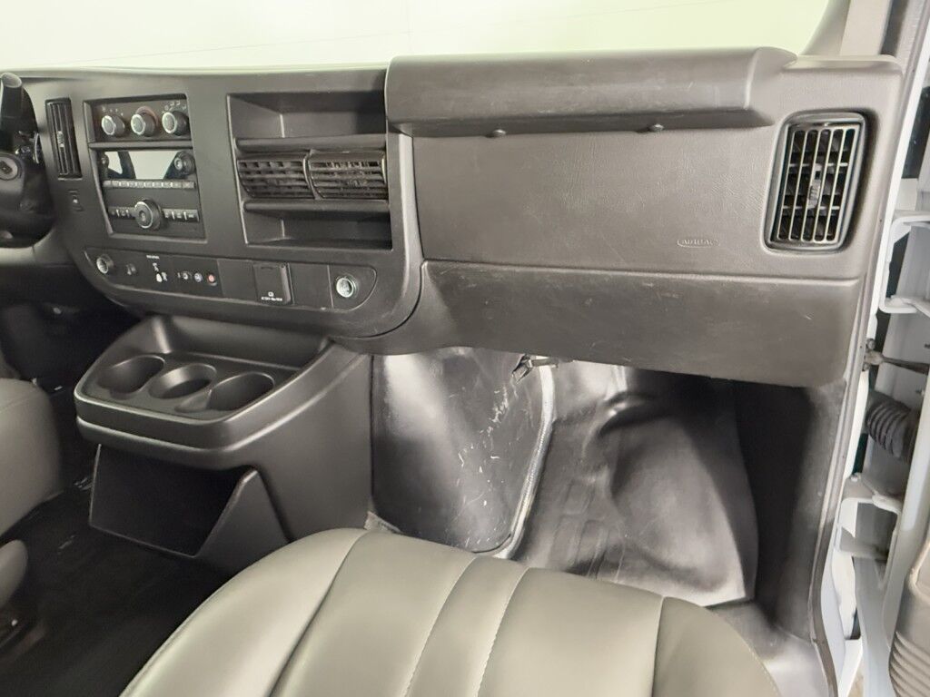 2023 GMC Savana Cargo Van Extended 2500 Maumee OH