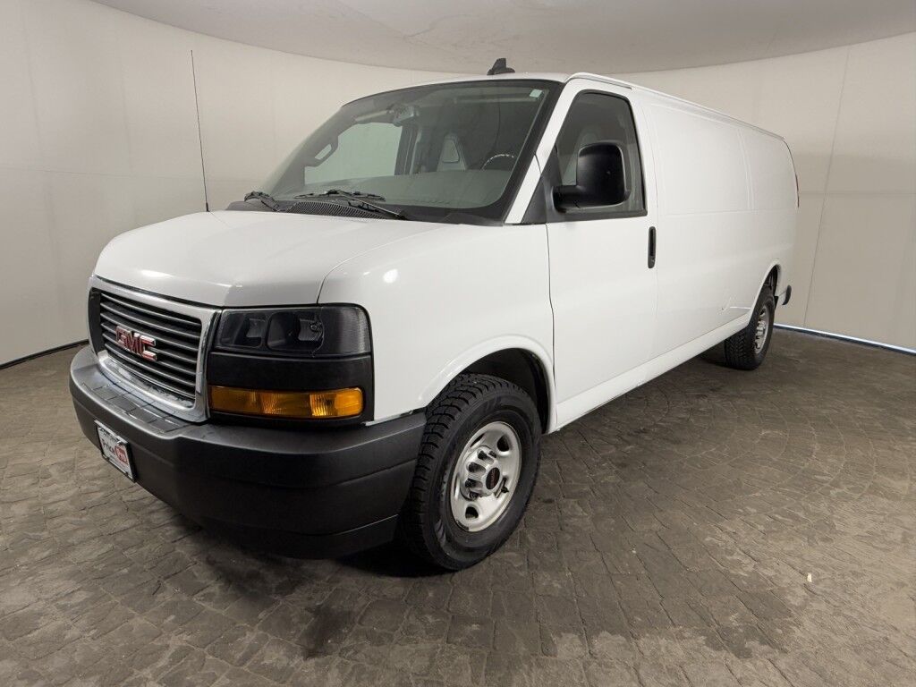 2023 GMC Savana Cargo Van Extended 2500 Maumee OH