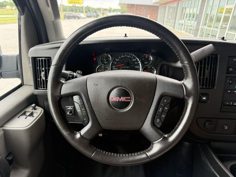 2023 GMC Savana G3500 SRW Box Van w/ Side Door Collinsville OK