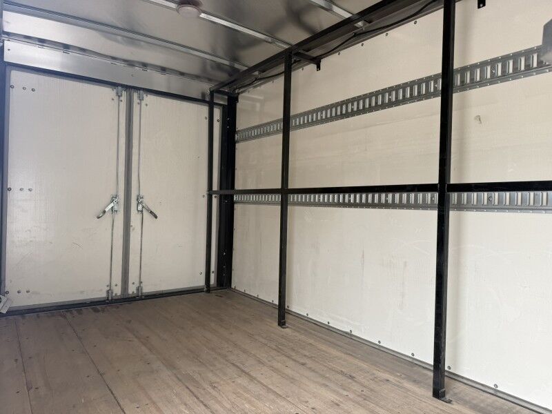 2023 GMC Savana G3500 SRW Box Van w/ Side Door Collinsville OK