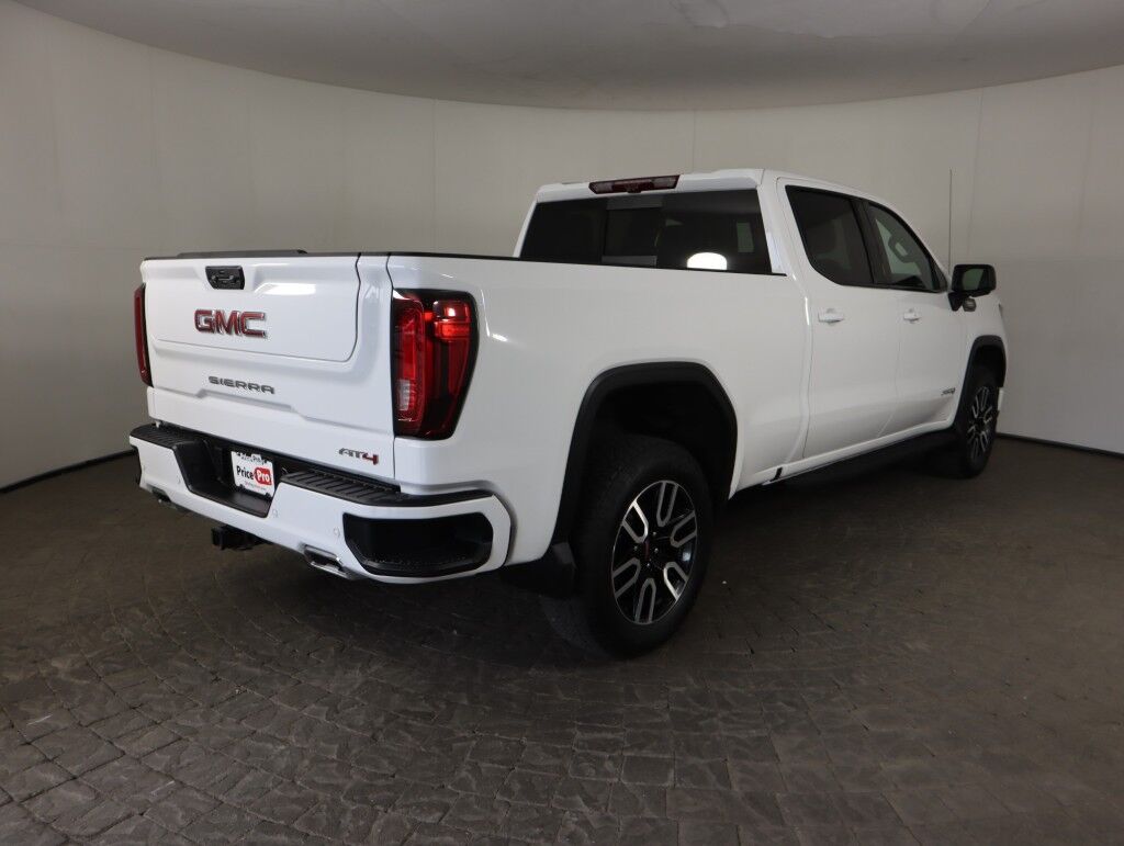 2023 GMC Sierra 1500 4WD Crew Cab AT4 Duramax Diesel Maumee OH