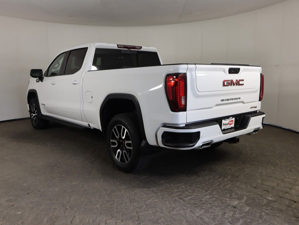 2023 GMC Sierra 1500 4WD Crew Cab AT4 Duramax Diesel Maumee OH
