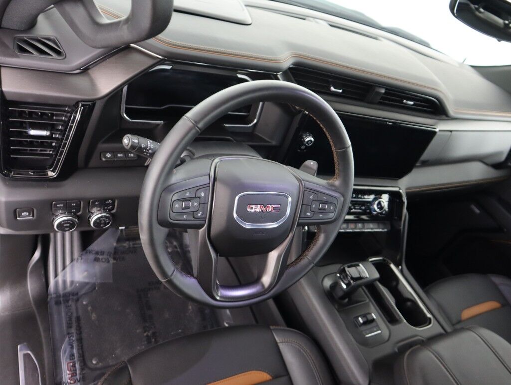 2023 GMC Sierra 1500 4WD Crew Cab AT4 Duramax Diesel Maumee OH
