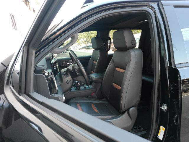 2023 GMC Sierra 1500 4WD Crew Cab Short Box AT4 Plano TX