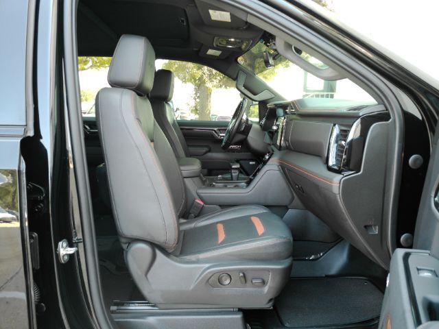 2023 GMC Sierra 1500 4WD Crew Cab Short Box AT4 Plano TX