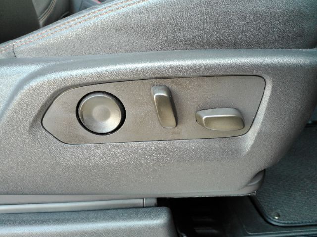 2023 GMC Sierra 1500 4WD Crew Cab Short Box AT4 Plano TX