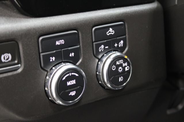 2023 GMC Sierra 1500 4WD Crew Cab Short Box Elevation with 3SB Chantilly VA