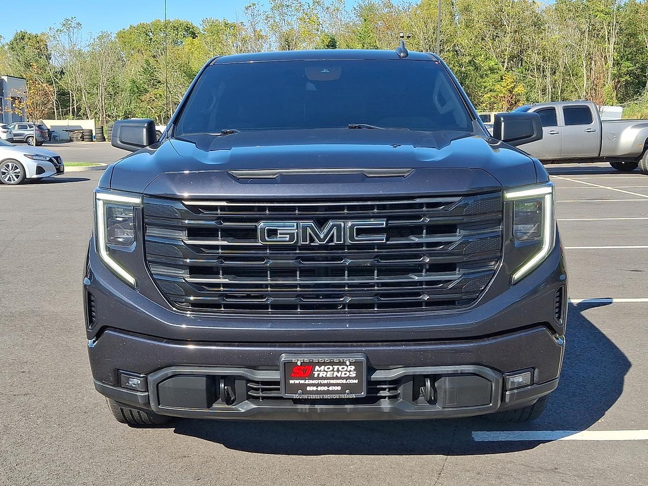 2023 GMC Sierra 1500 4WD Crew Cab Short Box Elevation with 3SB