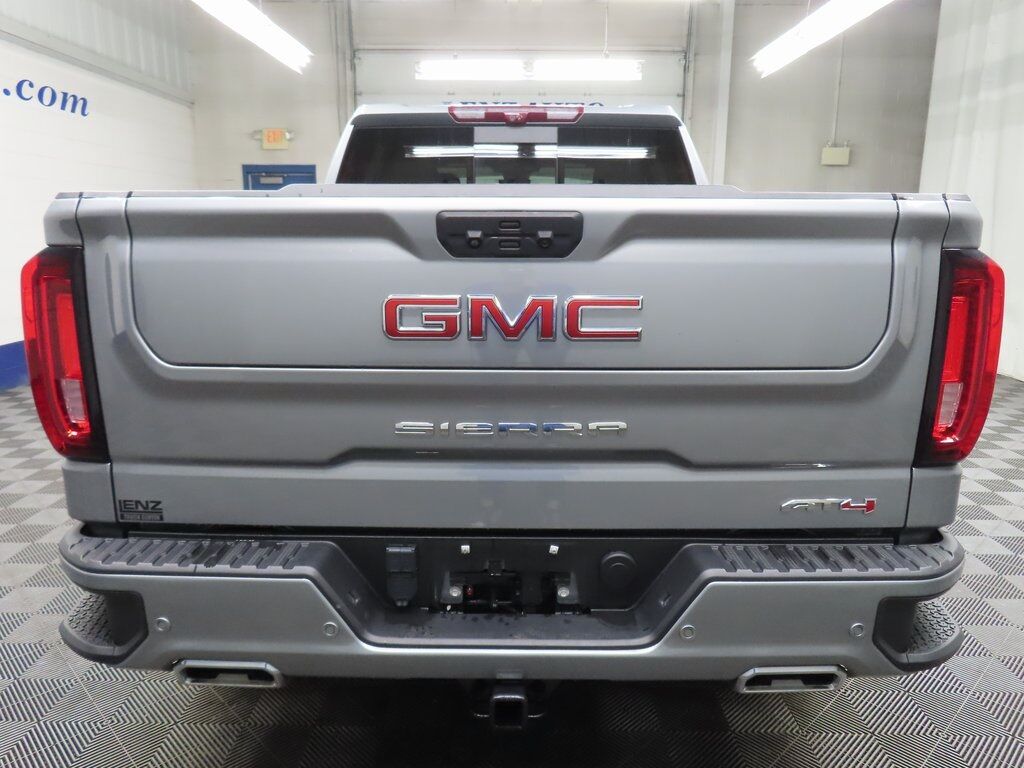 2023 GMC Sierra 1500 4x4 Crew Cab AT4 Fond du Lac WI
