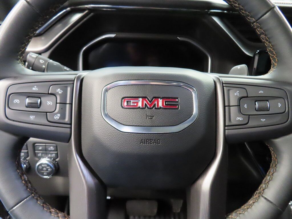 2023 GMC Sierra 1500 4x4 Crew Cab AT4 Fond du Lac WI