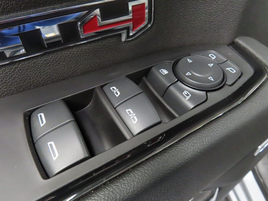 2023 GMC Sierra 1500 4x4 Crew Cab AT4 Fond du Lac WI