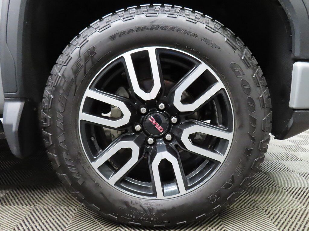 2023 GMC Sierra 1500 4x4 Crew Cab AT4 Fond du Lac WI