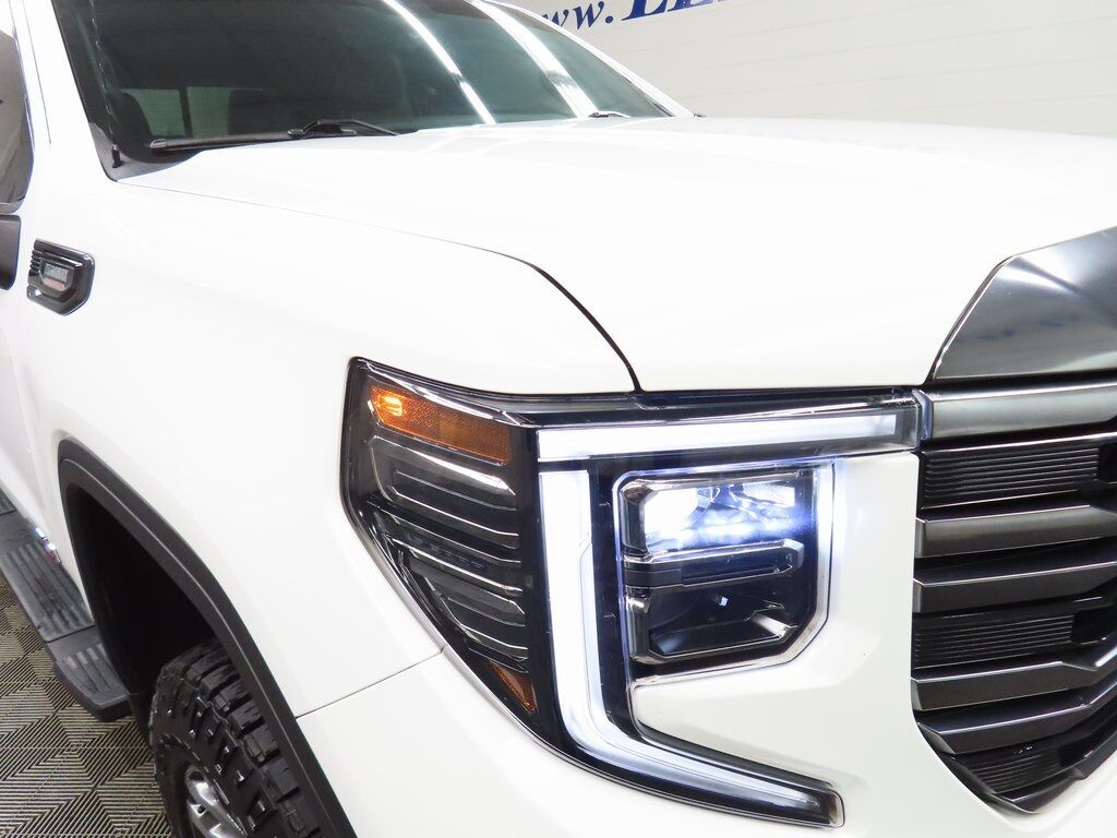 2023 GMC Sierra 1500 4x4 Crew Cab AT4 Fond du Lac WI