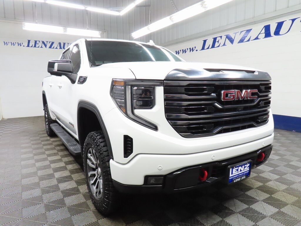 2023 GMC Sierra 1500 4x4 Crew Cab AT4