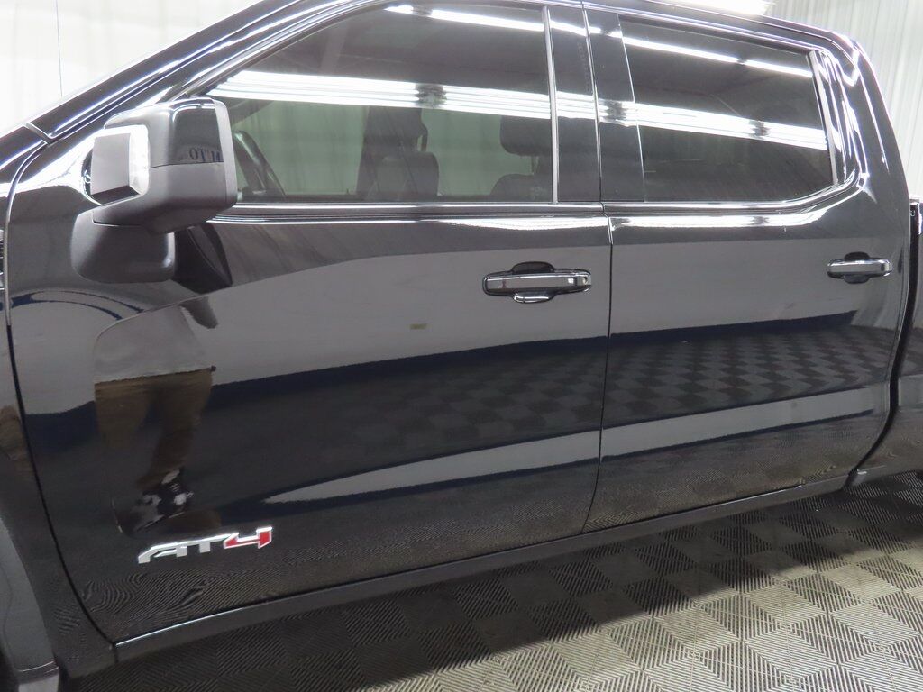 2023 GMC Sierra 1500 4x4 Crew Cab AT4 Fond du Lac WI