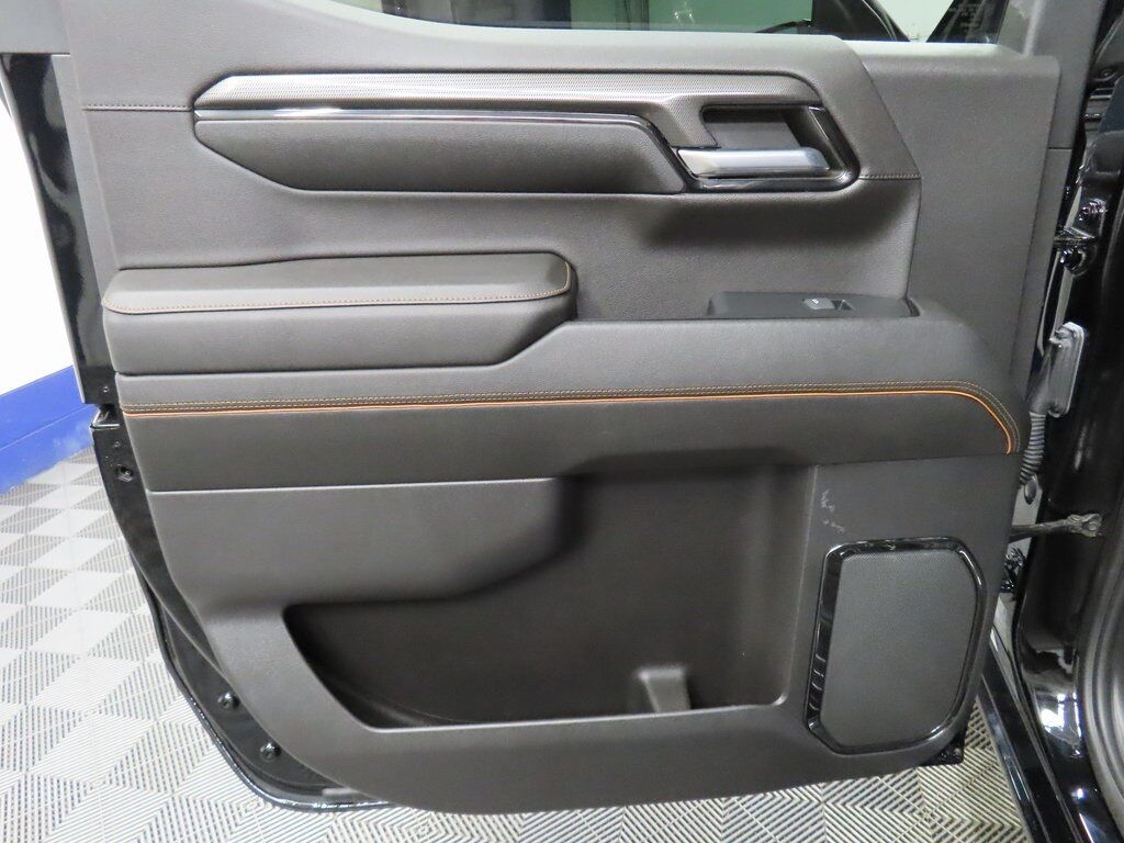 2023 GMC Sierra 1500 4x4 Crew Cab AT4 Fond du Lac WI