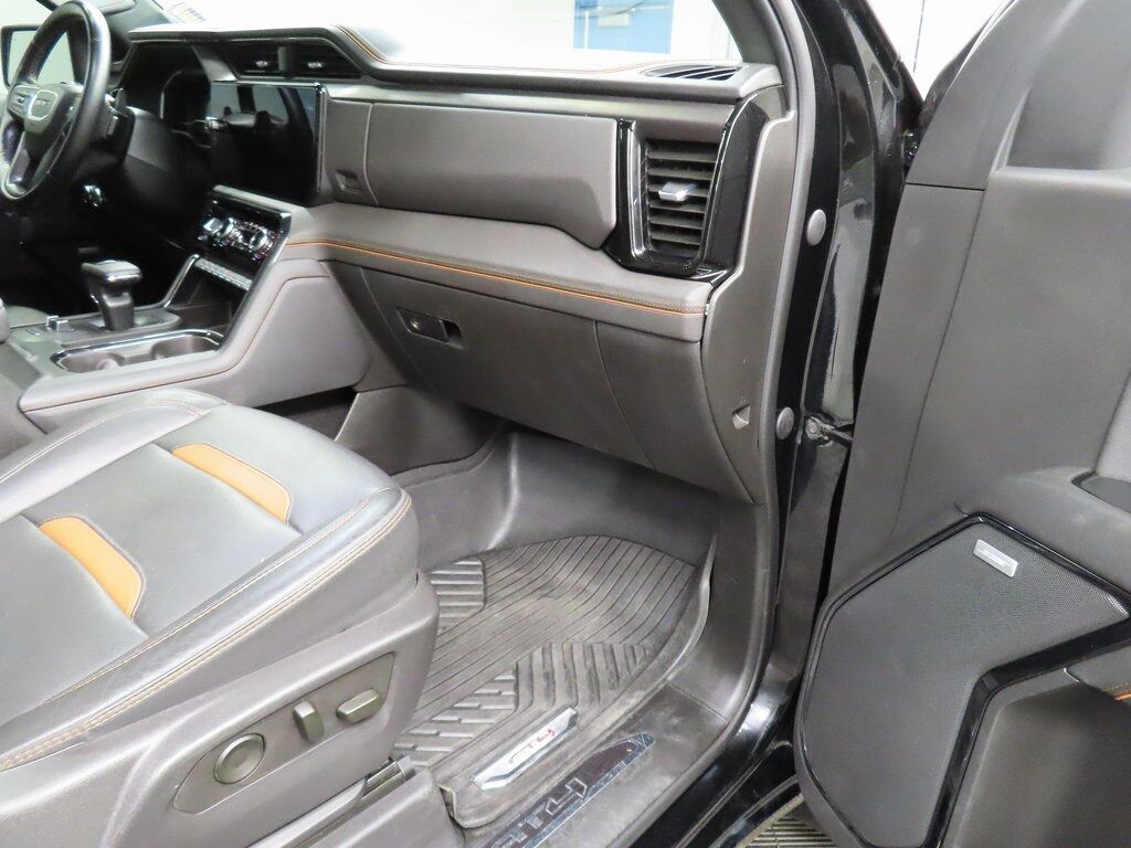 2023 GMC Sierra 1500 4x4 Crew Cab AT4 Fond du Lac WI