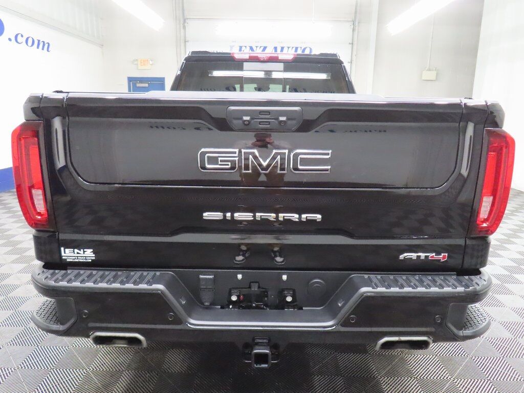2023 GMC Sierra 1500 4x4 Crew Cab AT4 Fond du Lac WI