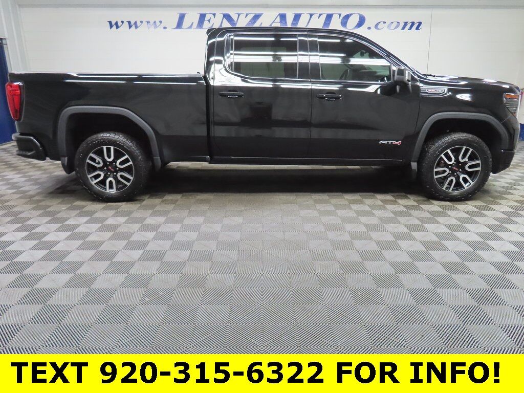 2023 GMC Sierra 1500 4x4 Crew Cab AT4 Fond du Lac WI