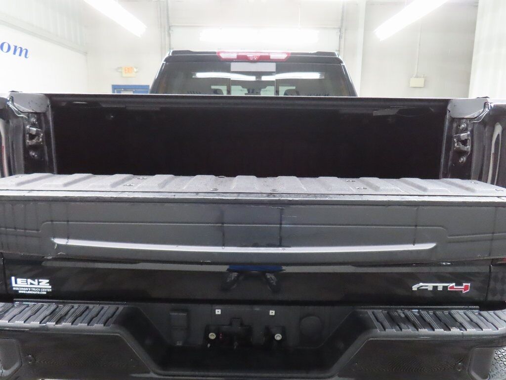 2023 GMC Sierra 1500 4x4 Crew Cab AT4 Fond du Lac WI