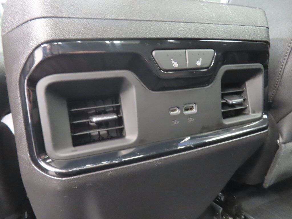 2023 GMC Sierra 1500 4x4 Crew Cab AT4 Fond du Lac WI