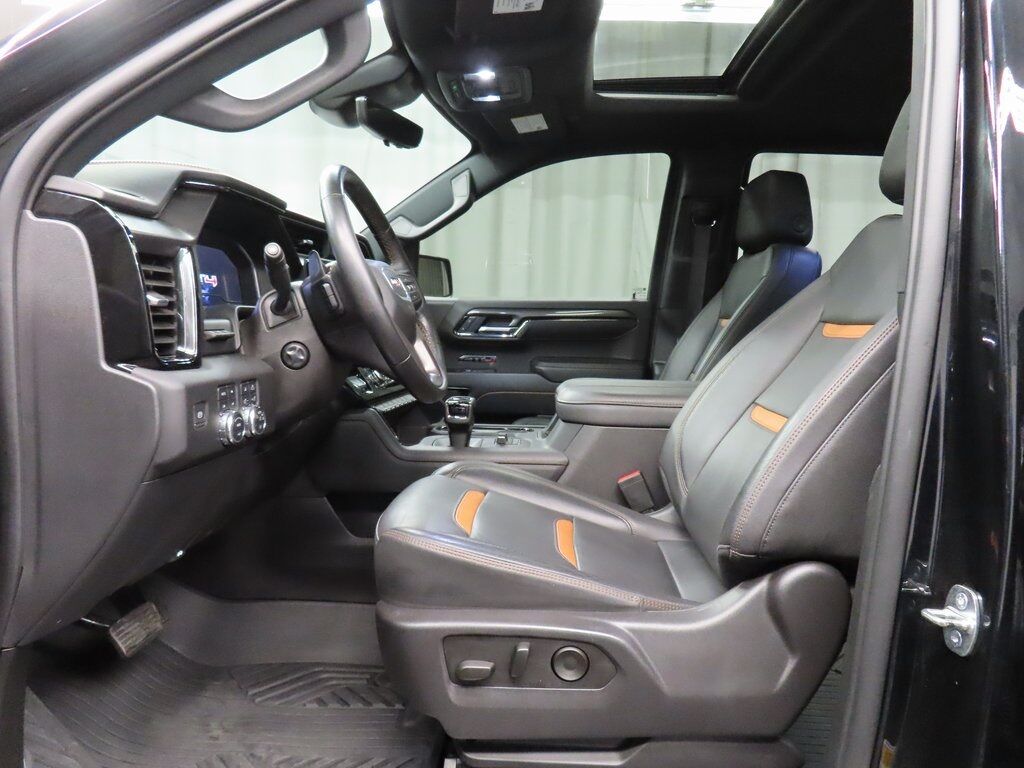 2023 GMC Sierra 1500 4x4 Crew Cab AT4 Fond du Lac WI