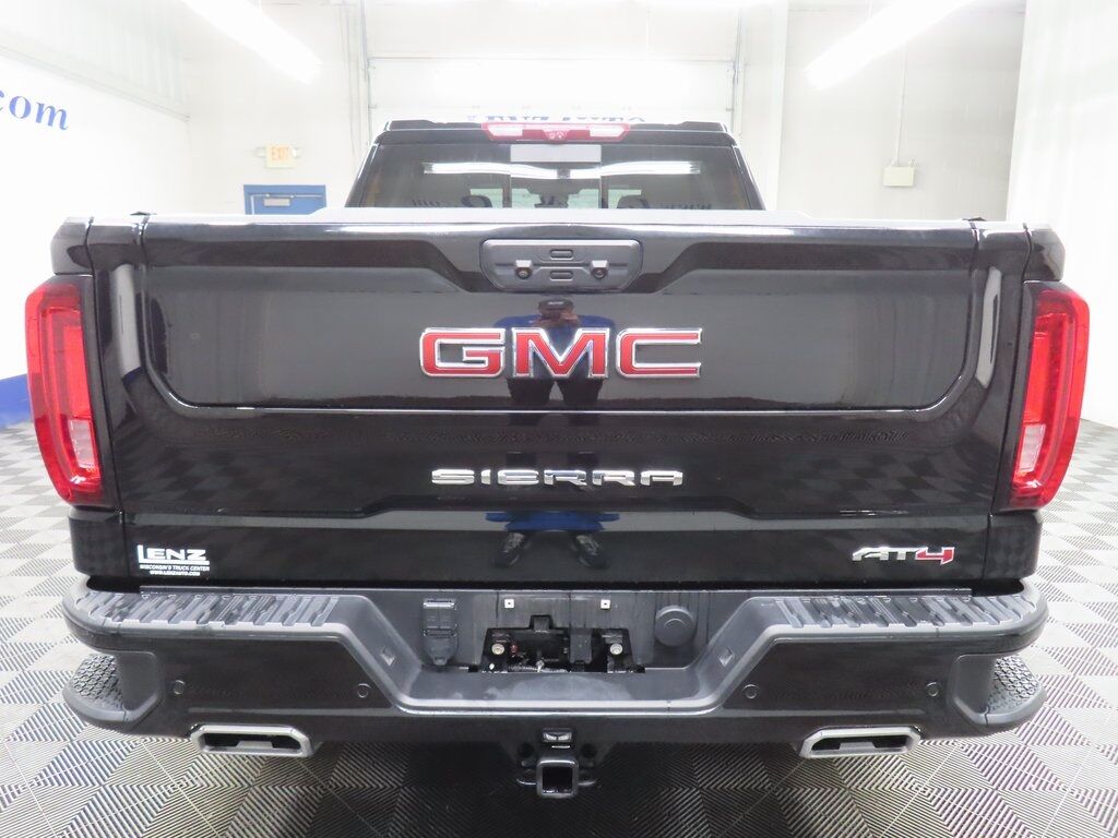 2023 GMC Sierra 1500 4x4 Crew Cab AT4 Fond du Lac WI