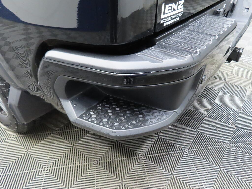 2023 GMC Sierra 1500 4x4 Crew Cab AT4 Fond du Lac WI