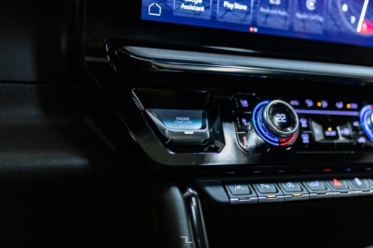 2023 GMC Sierra 1500 4x4 Crew Cab AT4 Leather Roof Nav BCam Red Deer AB