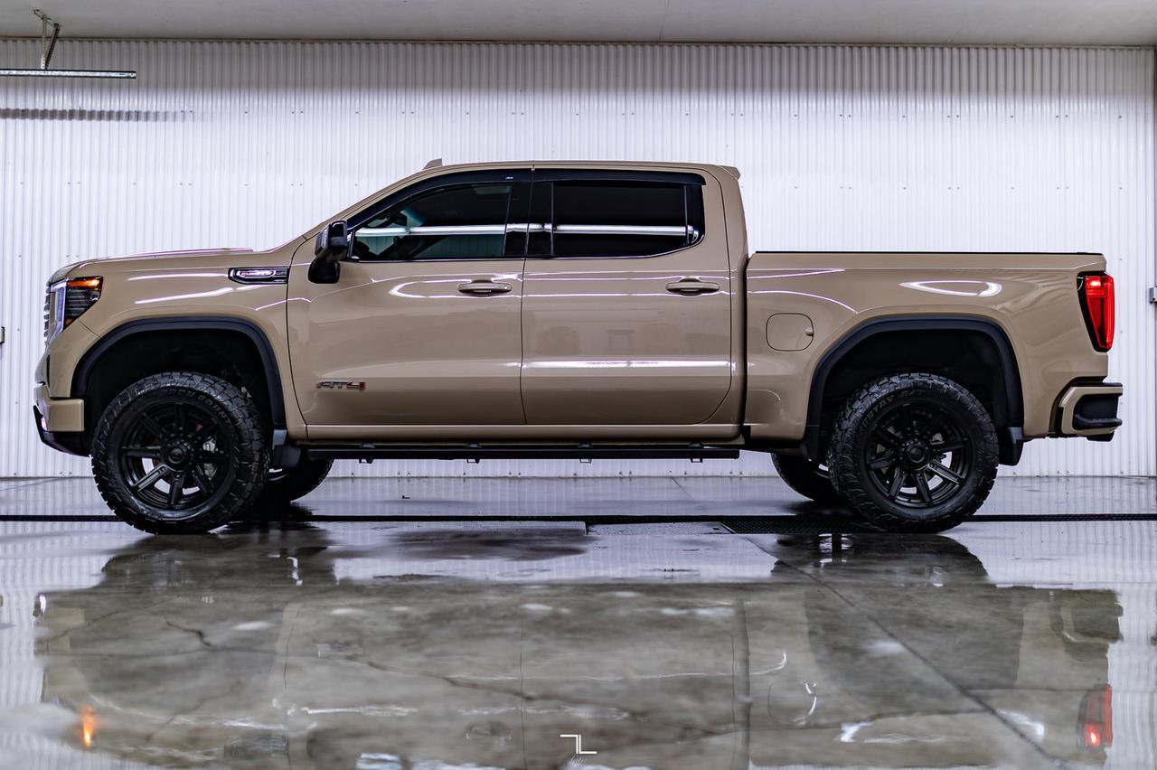 2023 GMC Sierra 1500 4x4 Crew Cab AT4 Leather Roof Nav BCam Red Deer AB