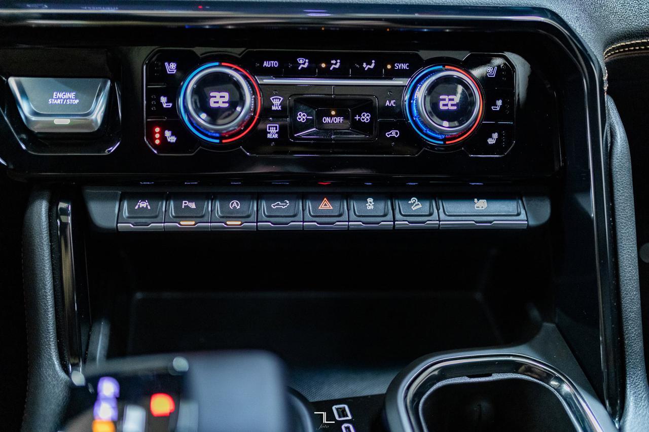 2023 GMC Sierra 1500 4x4 Crew Cab AT4 Leather Roof Nav BCam Red Deer AB